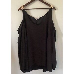 Charlotte Russe Women’s Black Cold Shoulder Log Sleeve Top With Gold Chain Strap
